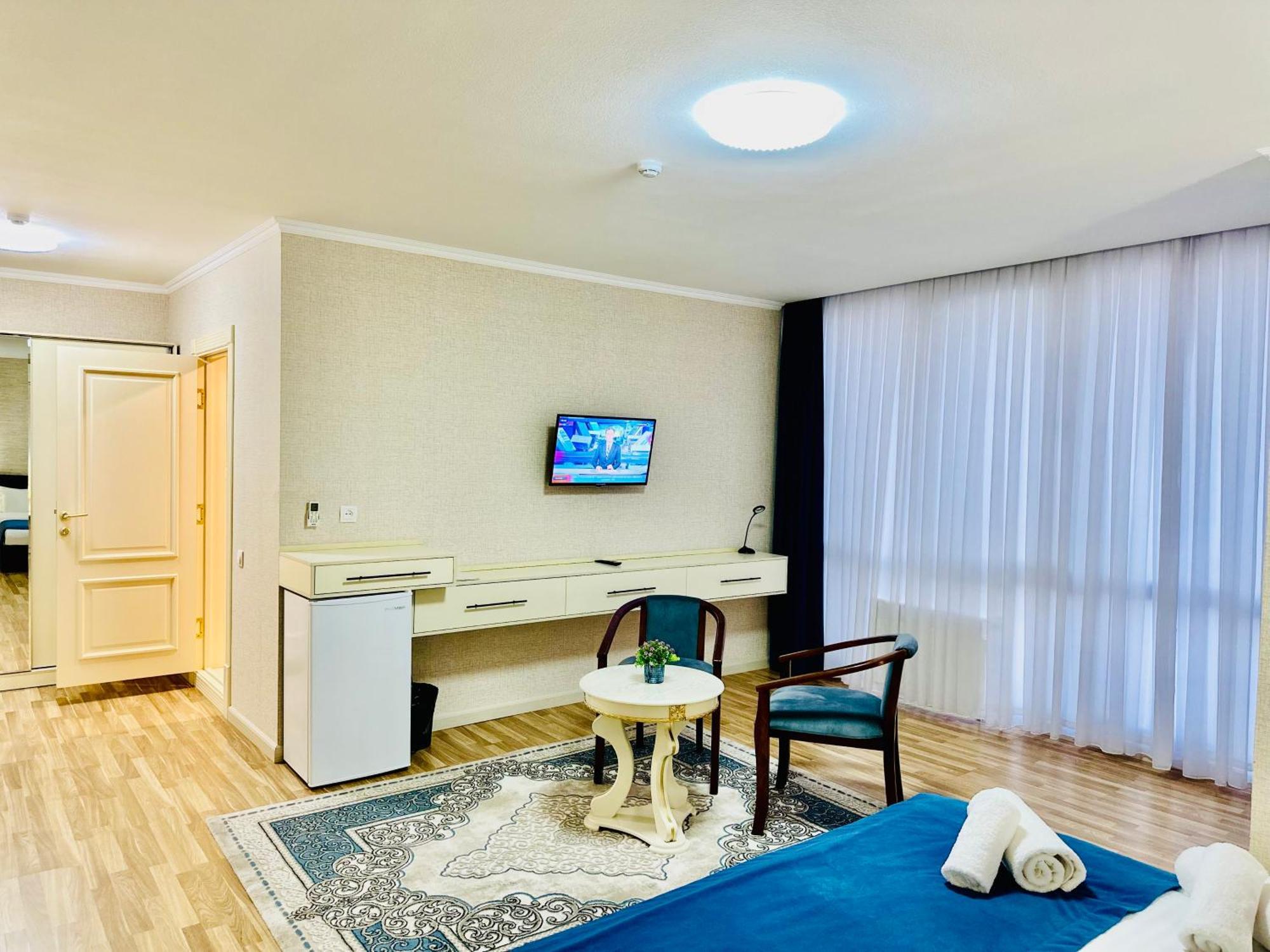 Novza Palace Hotel By Hotelpro Group Tashkent Bagian luar foto