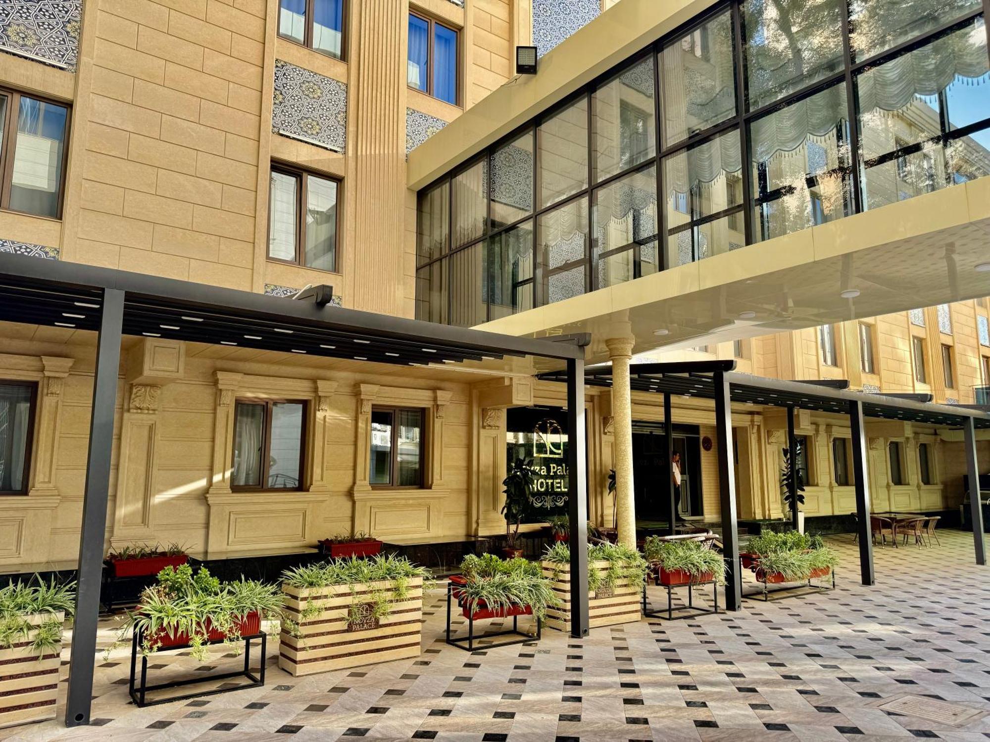 Novza Palace Hotel By Hotelpro Group Tashkent Bagian luar foto